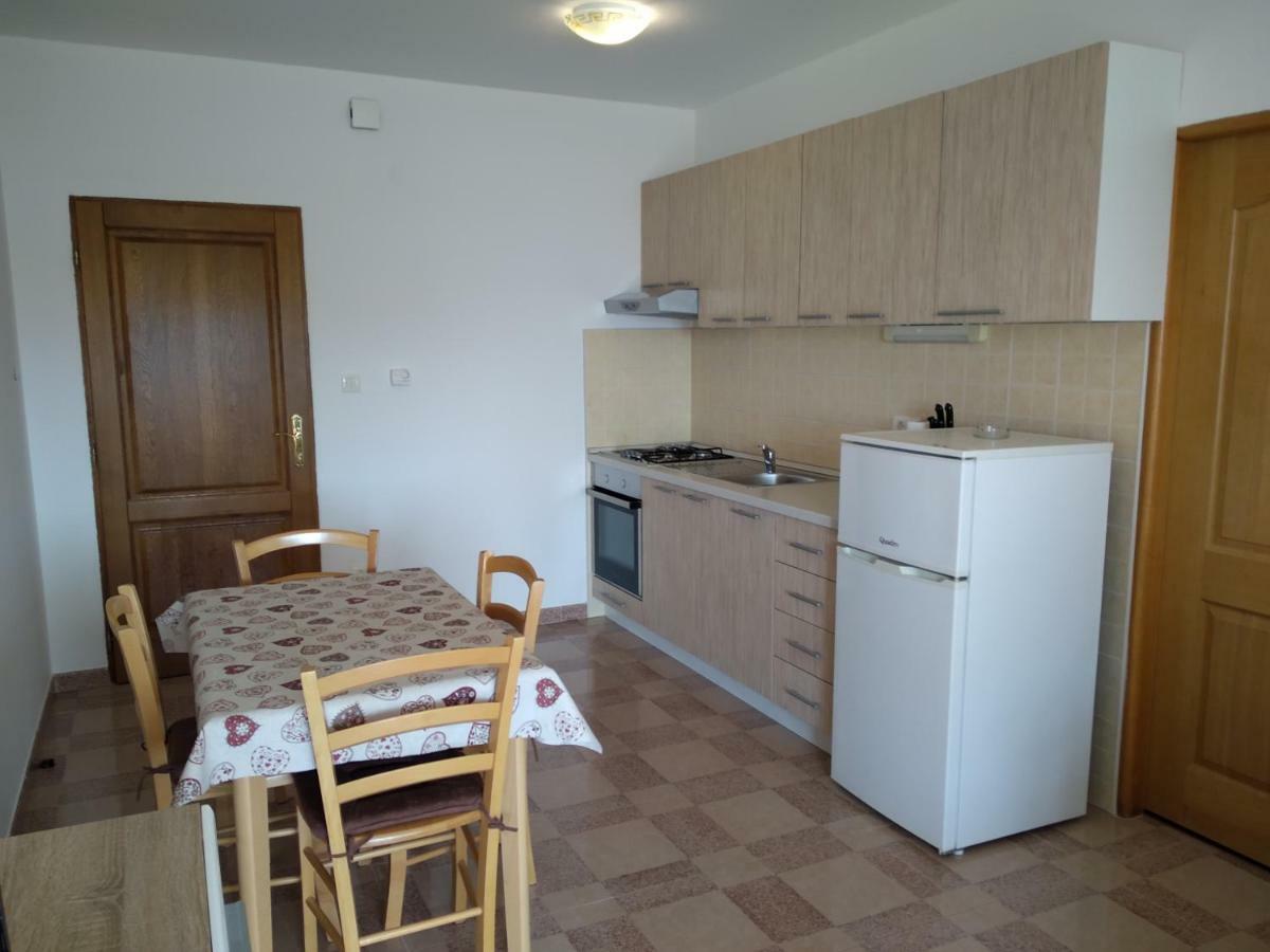 Apartments Palit Раб Экстерьер фото